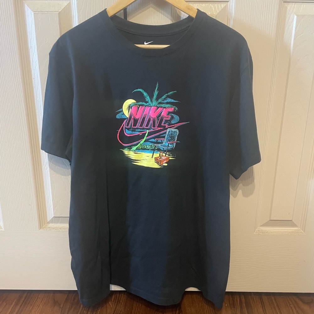 Men XL Nike shirt